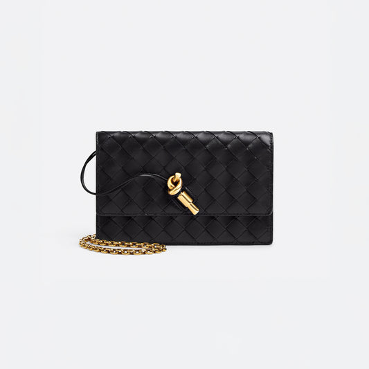 Andiamo Pouch on Chain